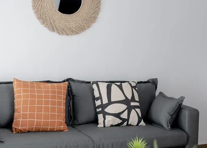 La Vista アパートホテル